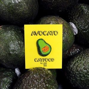 Avocato Enamel Pin